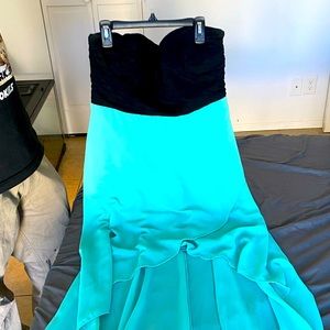 Windsor Dress Size L